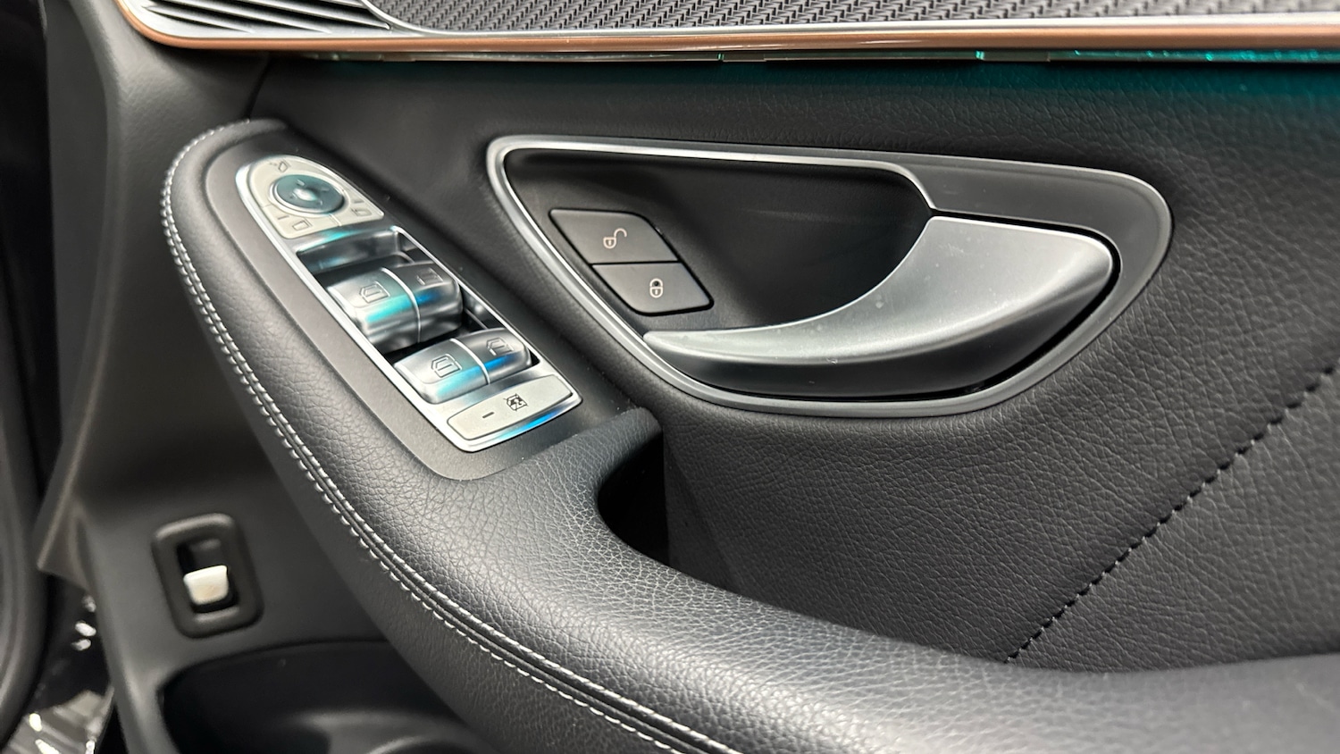 Used Mercedes-Benz EQC 2022 for sale - 76649956: Photo 25