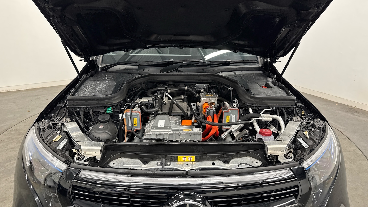 Used Mercedes-Benz EQC 2022 for sale - 76649956: Photo 8