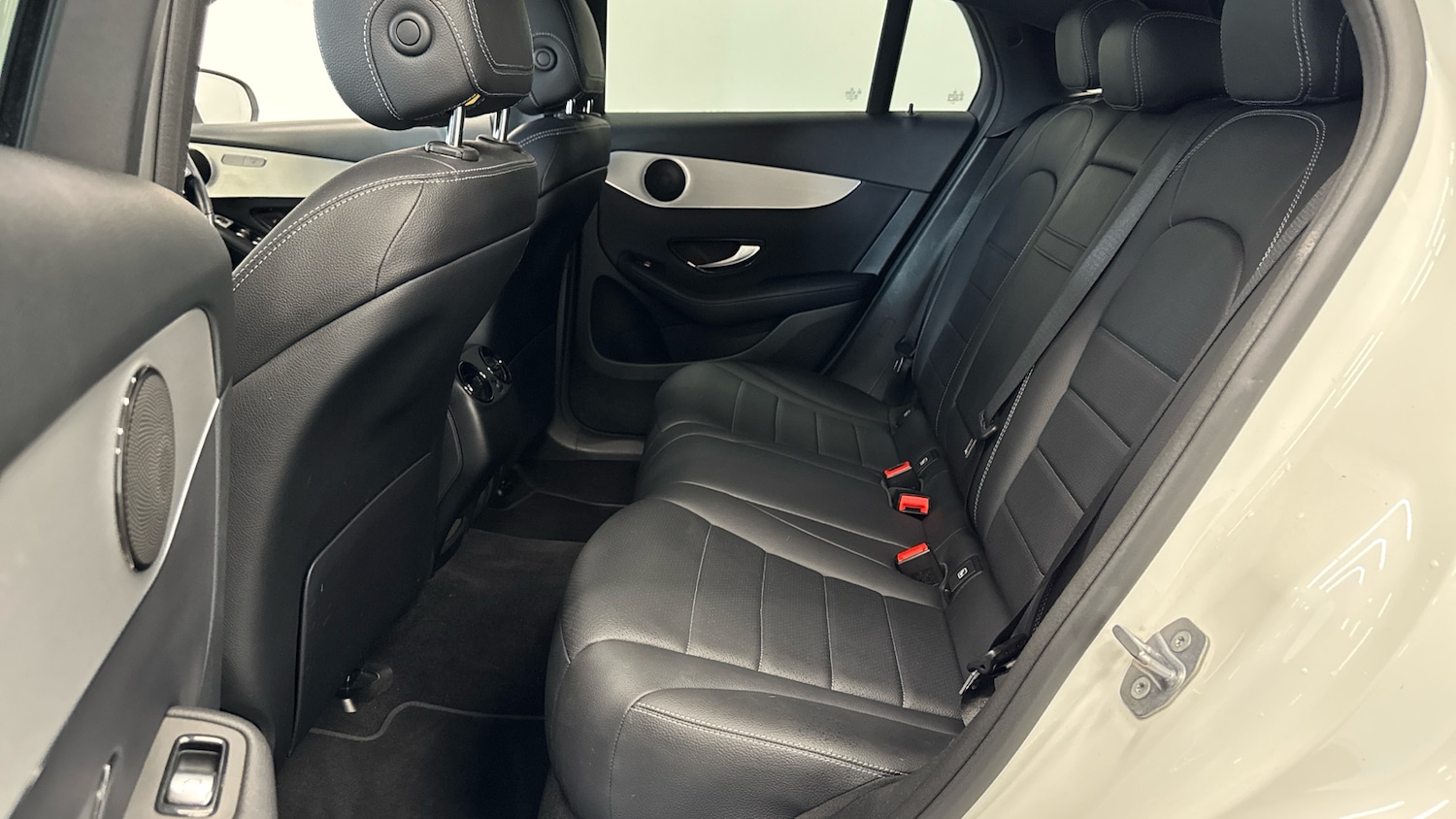 Used Mercedes-Benz GLC 2019 for sale - 76159847: Photo 16
