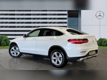 Used Mercedes-Benz GLC 2019 for sale - 76159847: Photo