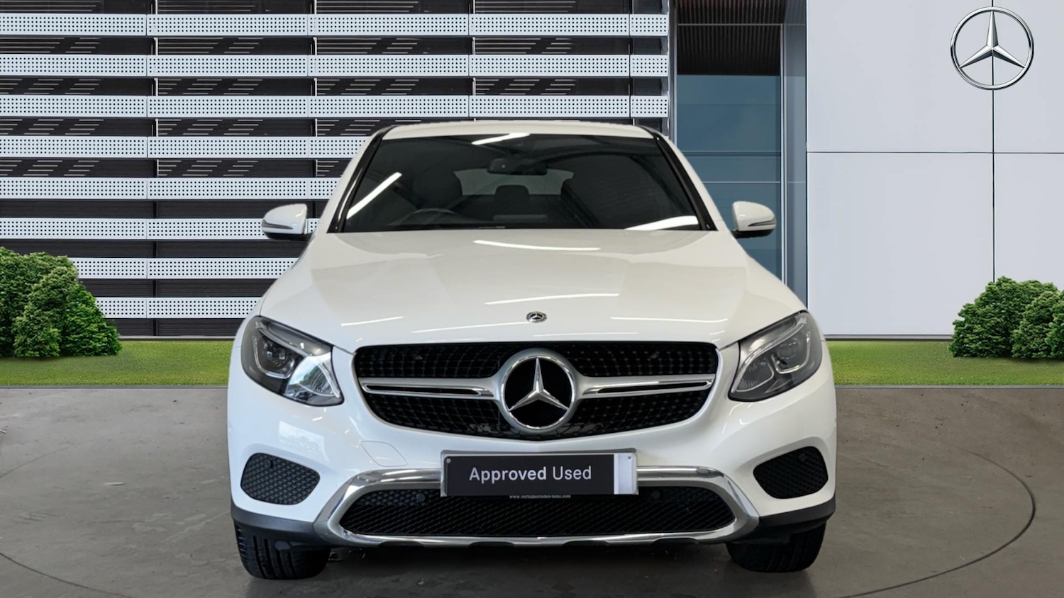 Used Mercedes-Benz GLC 2019 for sale - 76159847: Photo 3