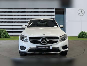 Used Mercedes-Benz GLC 2019 for sale - 76159847: Photo