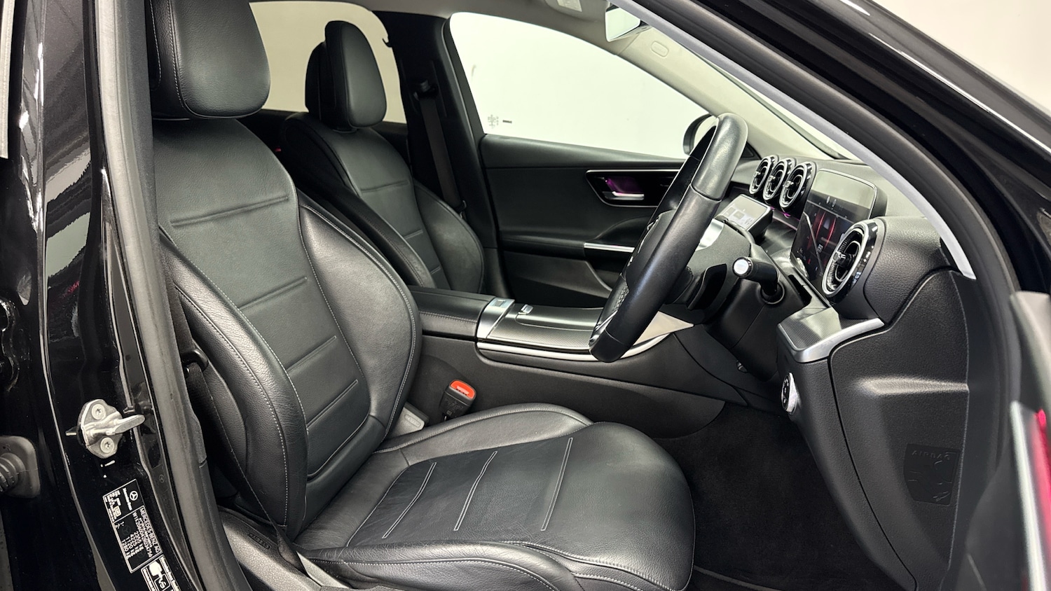 Used Mercedes-Benz C Class 2022 for sale - 77687361: Photo 27