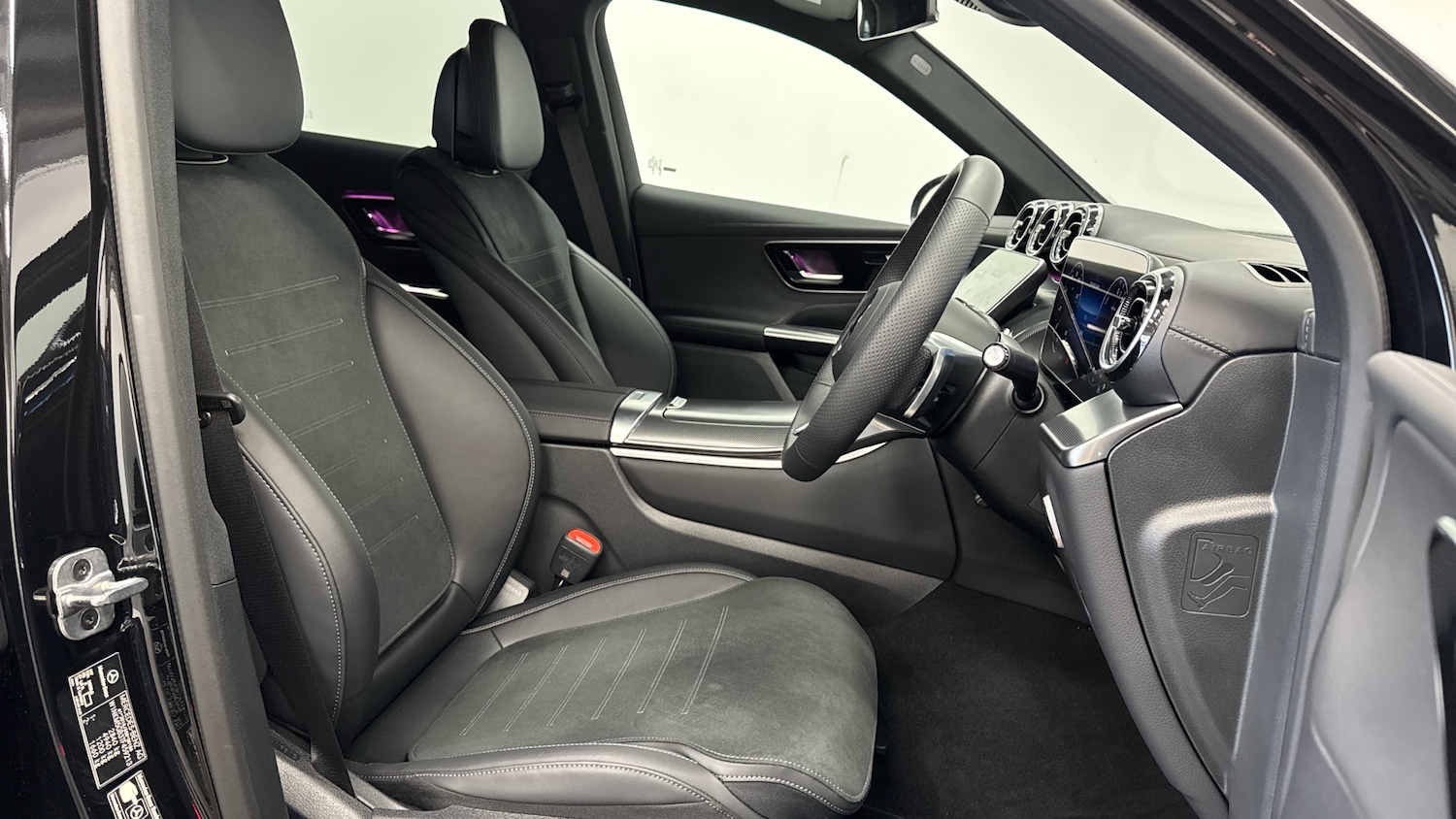 Used Mercedes-Benz GLC 2025 for sale - 77189097: Photo 28