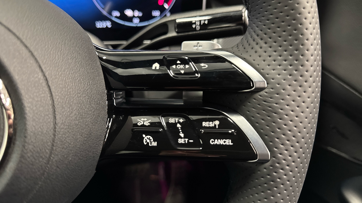 Used Mercedes-Benz GLC 2025 for sale - 77189097: Photo 31