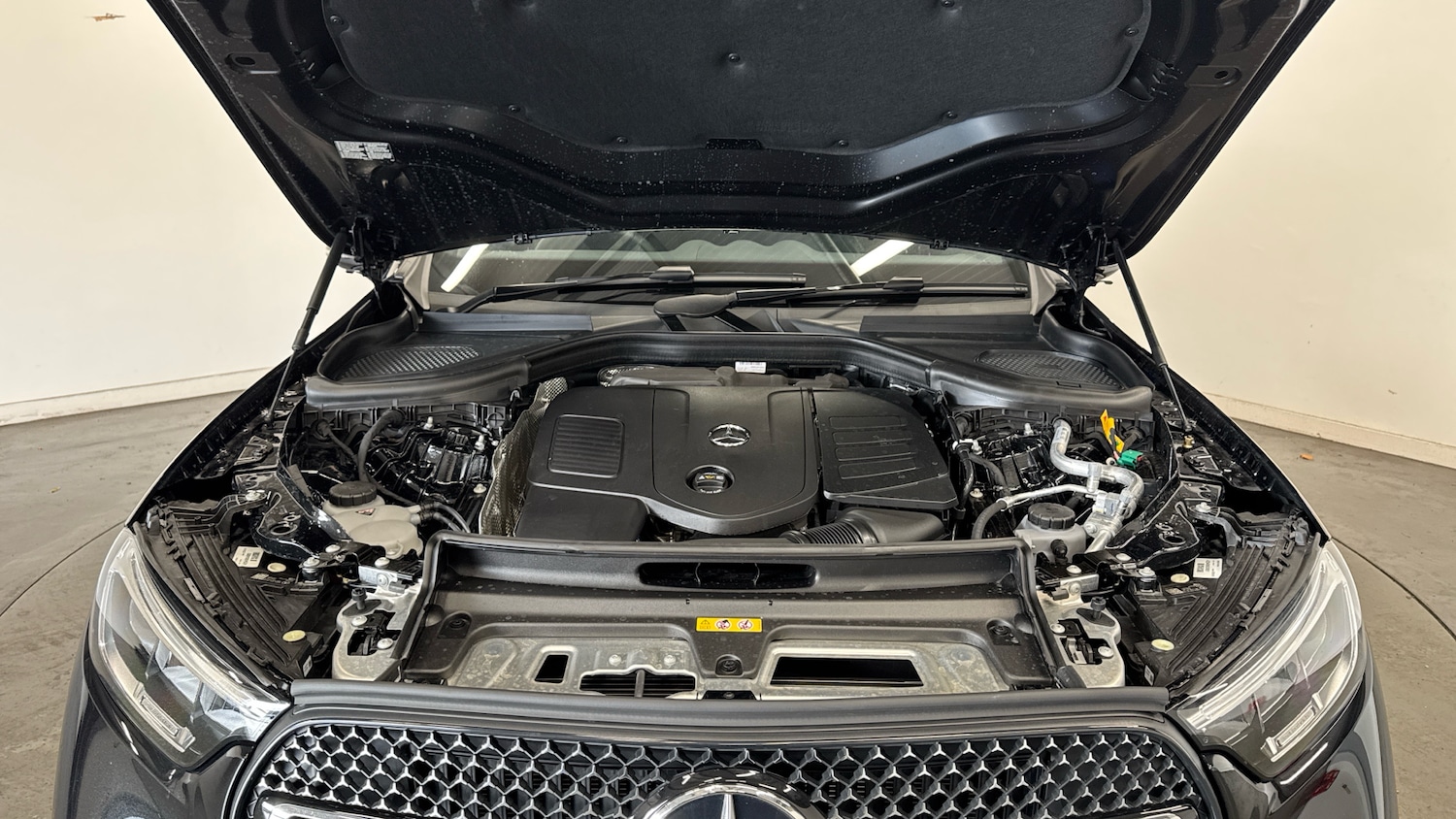 Used Mercedes-Benz GLC 2025 for sale - 77189097: Photo 8