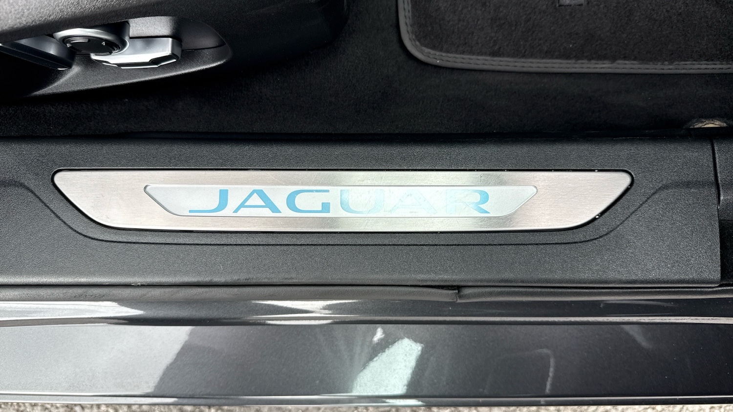 Used Jaguar XF 2023 for sale - 76449505: Photo 25