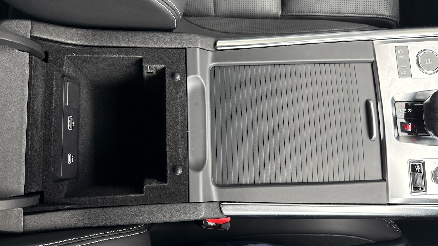 Used Jaguar XF 2023 for sale - 76449505: Photo 35