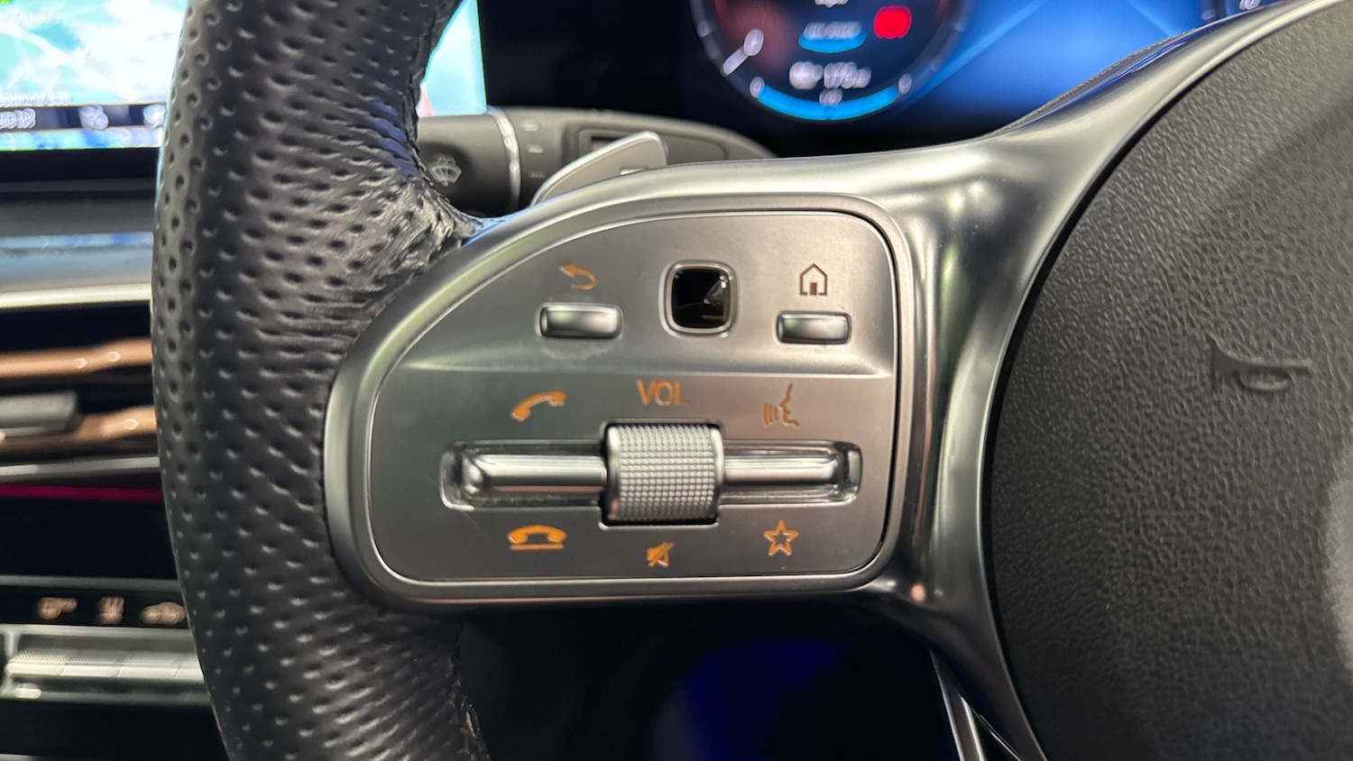 Used Mercedes-Benz EQC 2021 for sale - 77258031: Photo 31