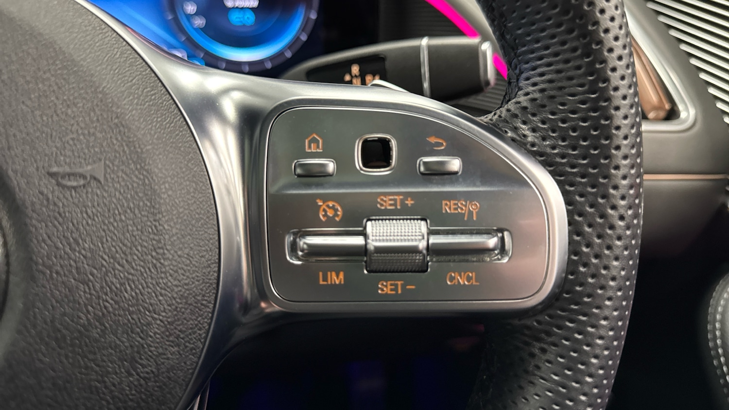 Used Mercedes-Benz EQC 2021 for sale - 77258031: Photo 32