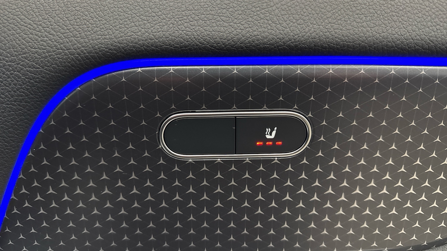 Used Mercedes-Benz EQA 2025 for sale - 76421760: Photo 24