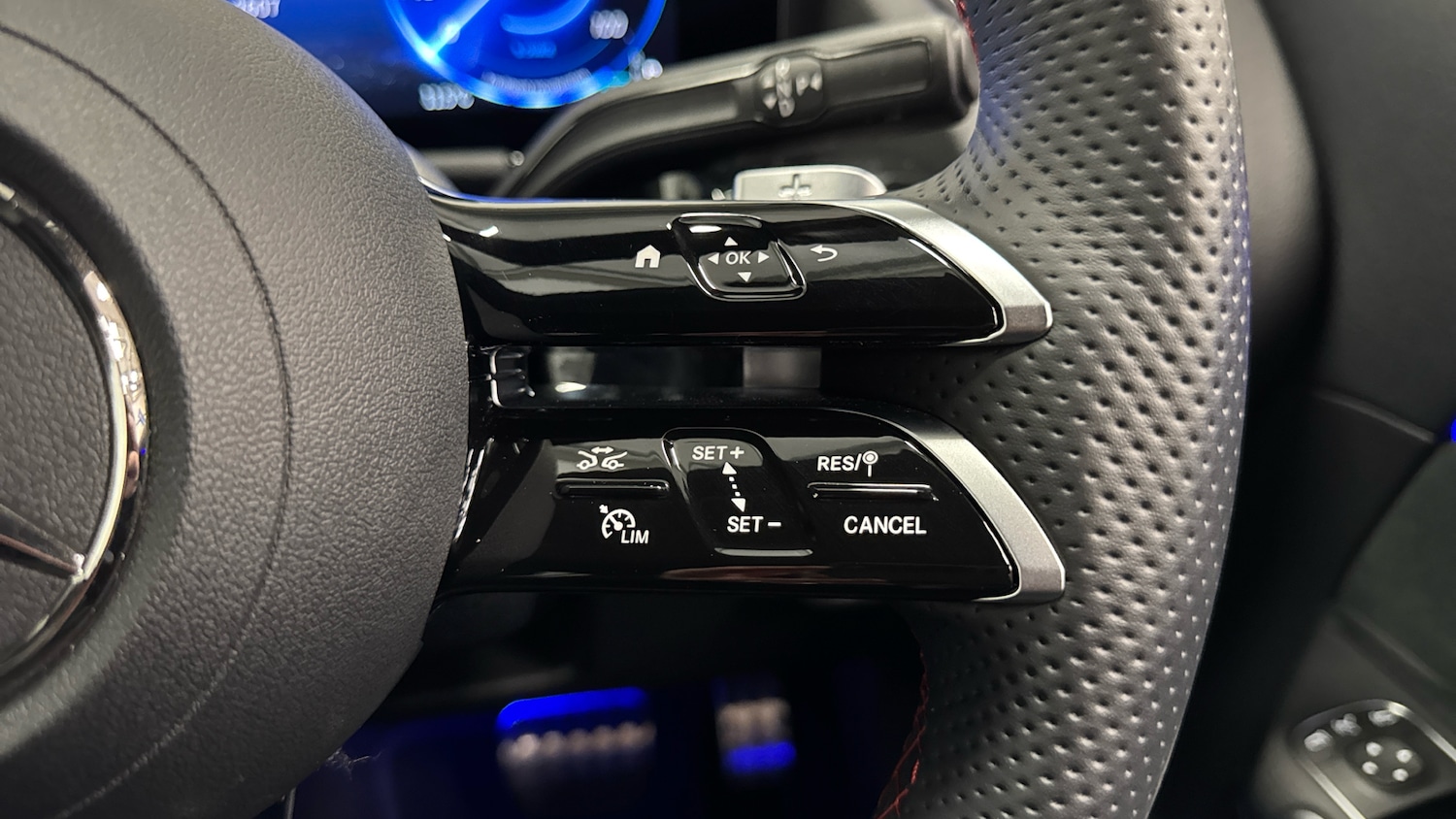 Used Mercedes-Benz EQA 2025 for sale - 76421760: Photo 29