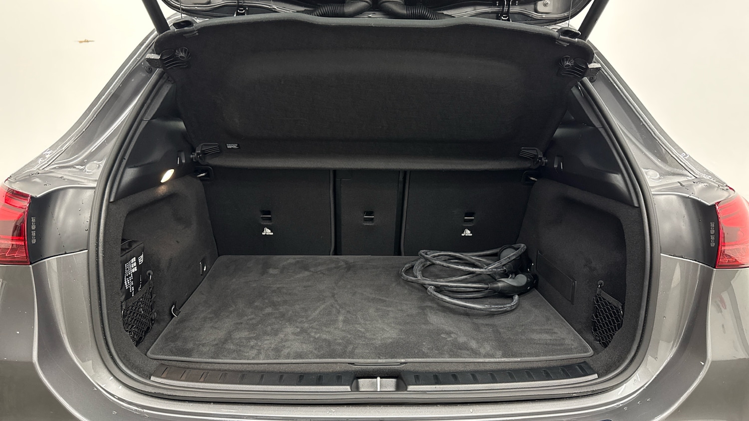 Used Mercedes-Benz EQA 2025 for sale - 76421760: Photo 4