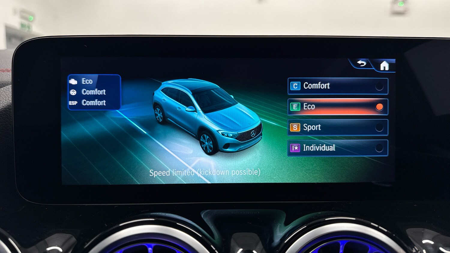 Used Mercedes-Benz EQA 2025 for sale - 76421760: Photo 40