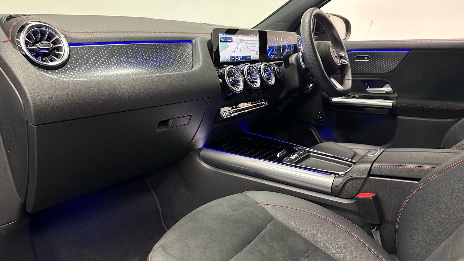 Used Mercedes-Benz EQA 2025 for sale - 76421760: Photo 9