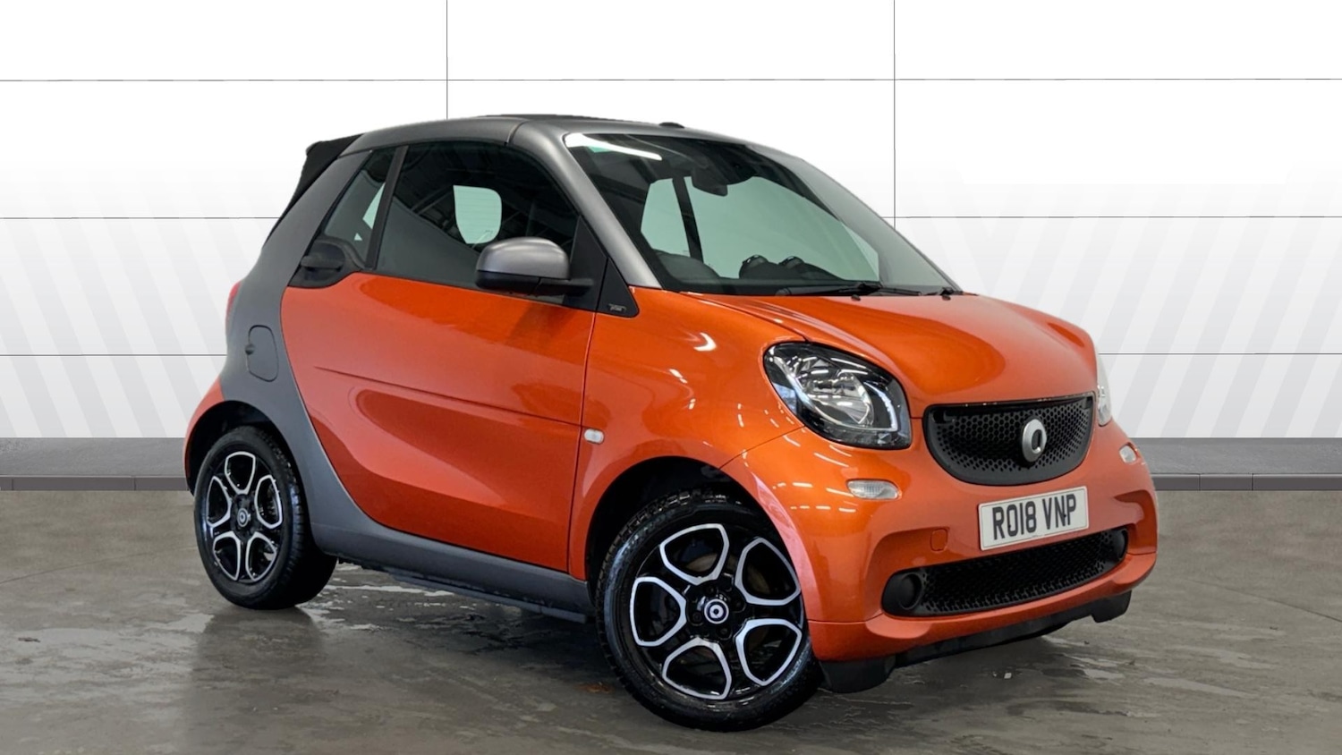 Used smart fortwo 2018 for sale - 76792911: Photo 1