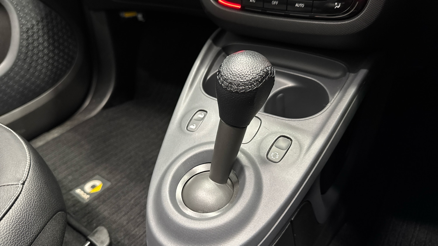 Used smart fortwo 2018 for sale - 76792911: Photo 13