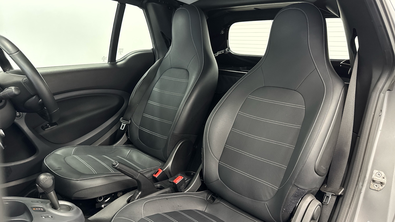 Used smart fortwo 2018 for sale - 76792911: Photo 15