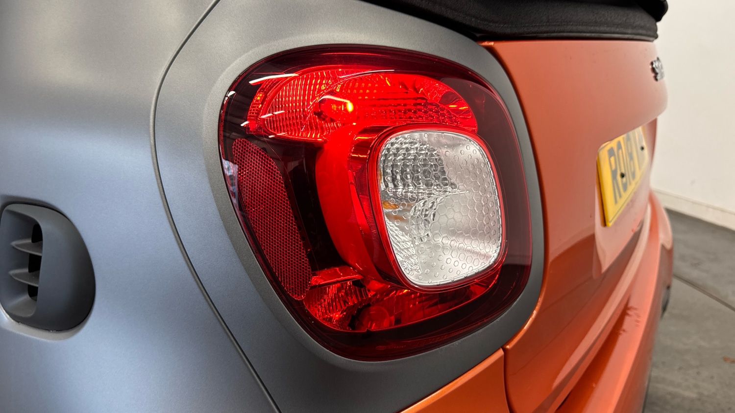 Used smart fortwo 2018 for sale - 76792911: Photo 44