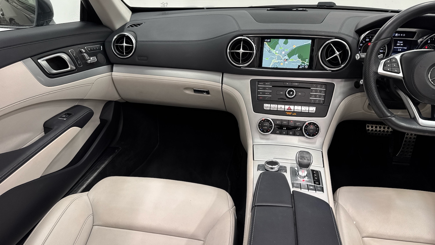 Used Mercedes-Benz SL 2016 for sale - 76531293: Photo 14