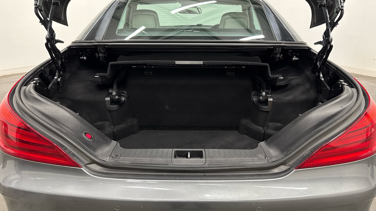 Used Mercedes-Benz SL 2016 for sale - 76531293: Photo 4