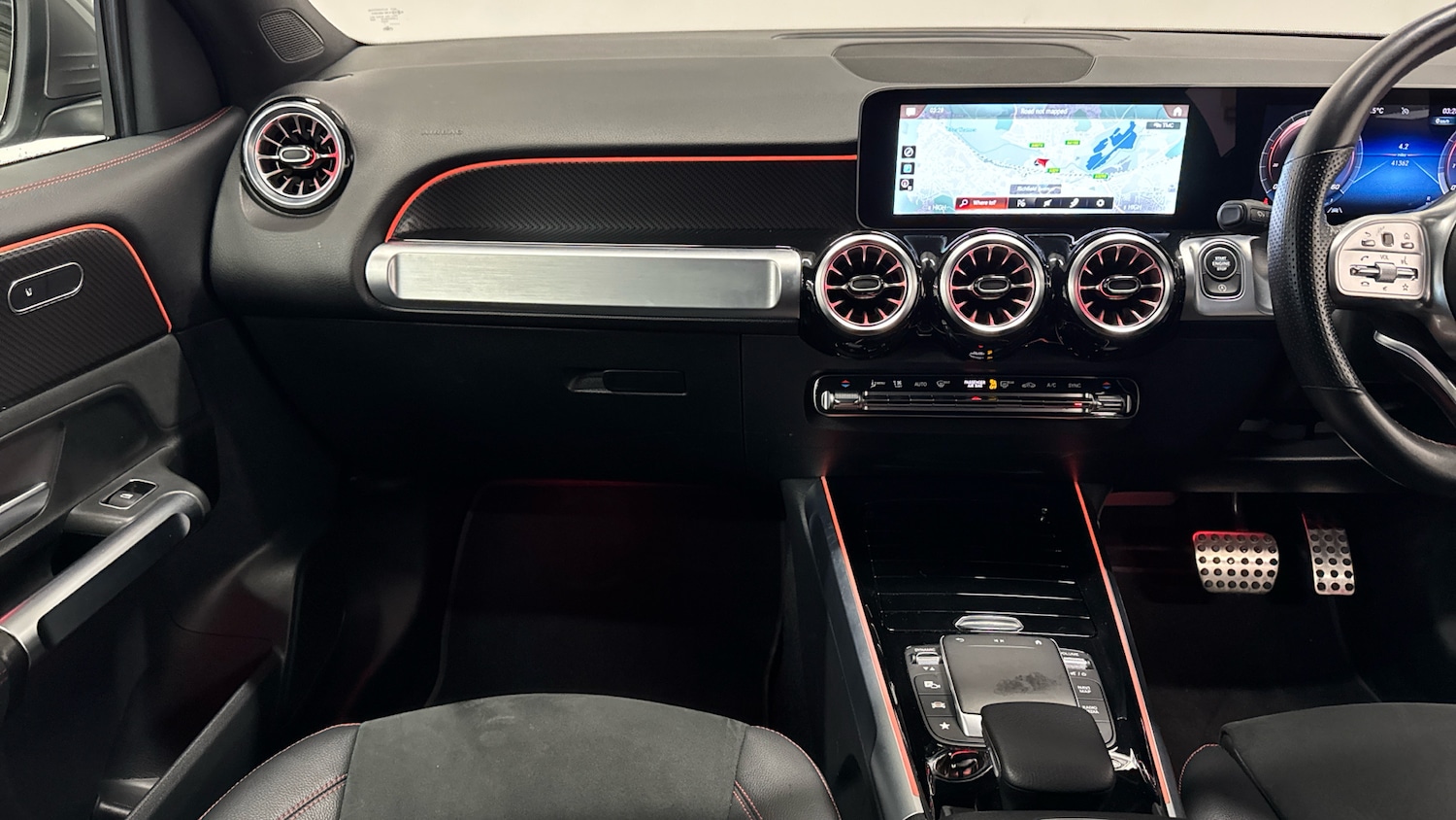 Used Mercedes-Benz GLB 2022 for sale - 77521923: Photo 14