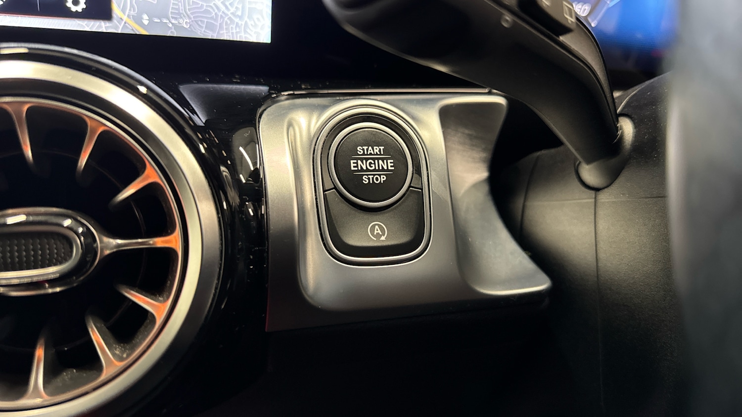 Used Mercedes-Benz GLB 2022 for sale - 77521923: Photo 32