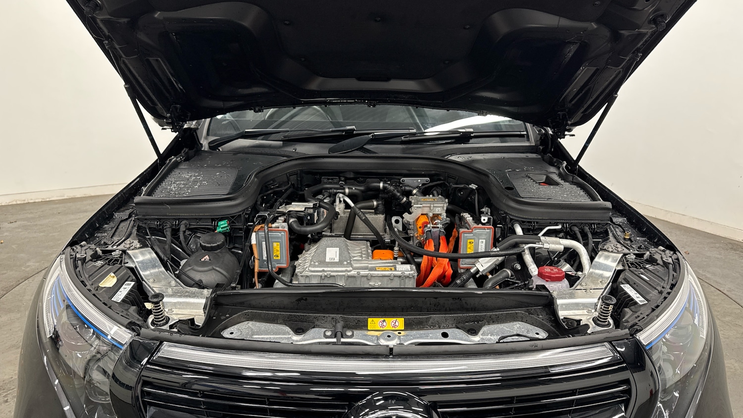 Used Mercedes-Benz EQC 2022 for sale - 77138463: Photo 8