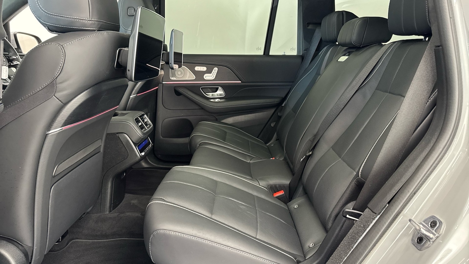 Used Mercedes-Benz GLS 2024 for sale - 76777933: Photo 16