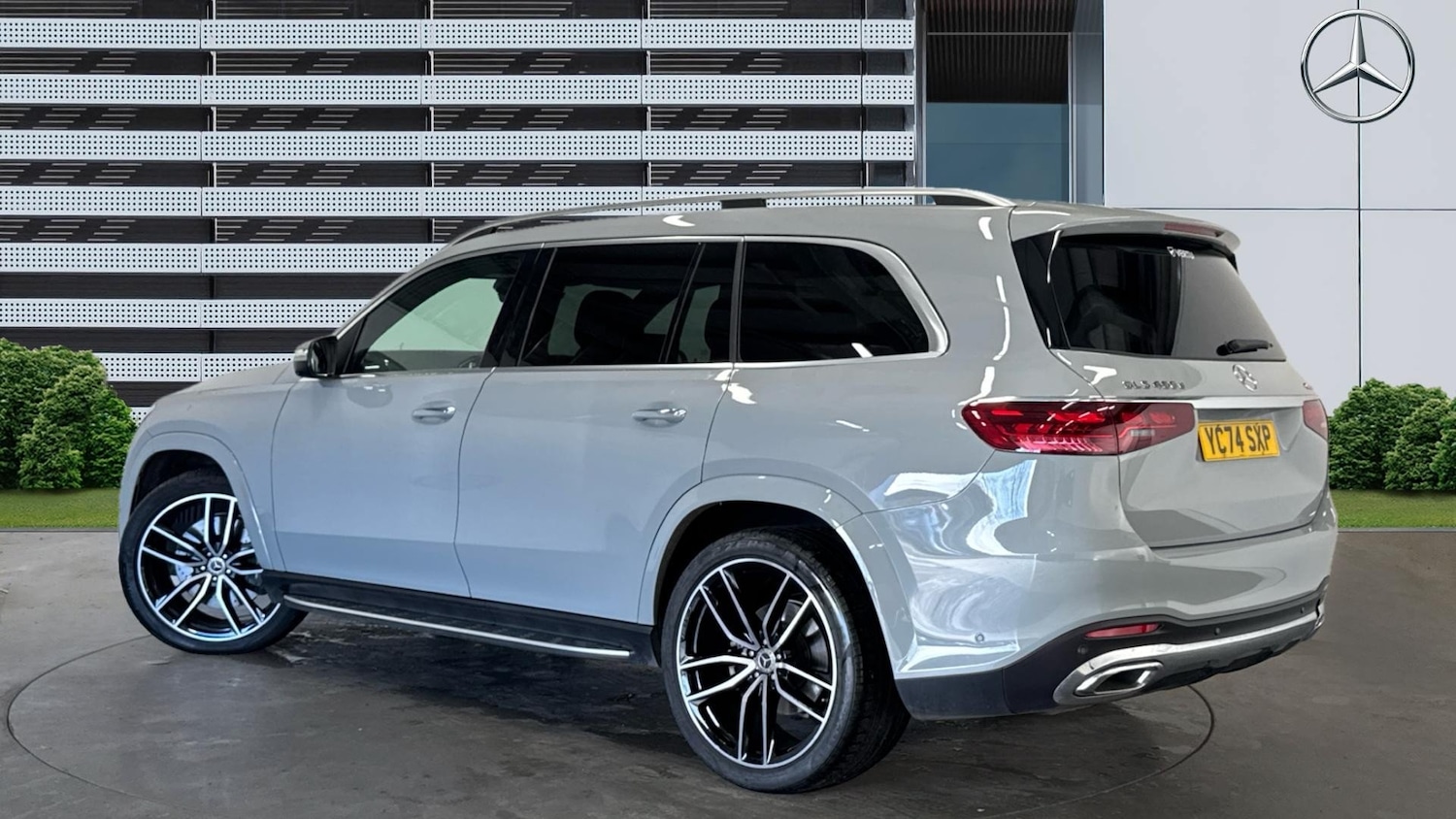 Used Mercedes-Benz GLS 2024 for sale - 76777933: Photo 2