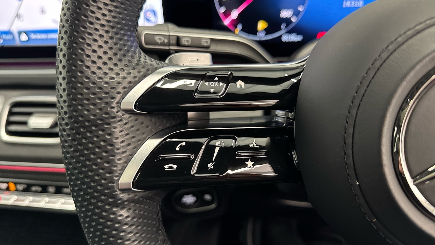 Used Mercedes-Benz GLS 2024 for sale - 76777933: Photo 30