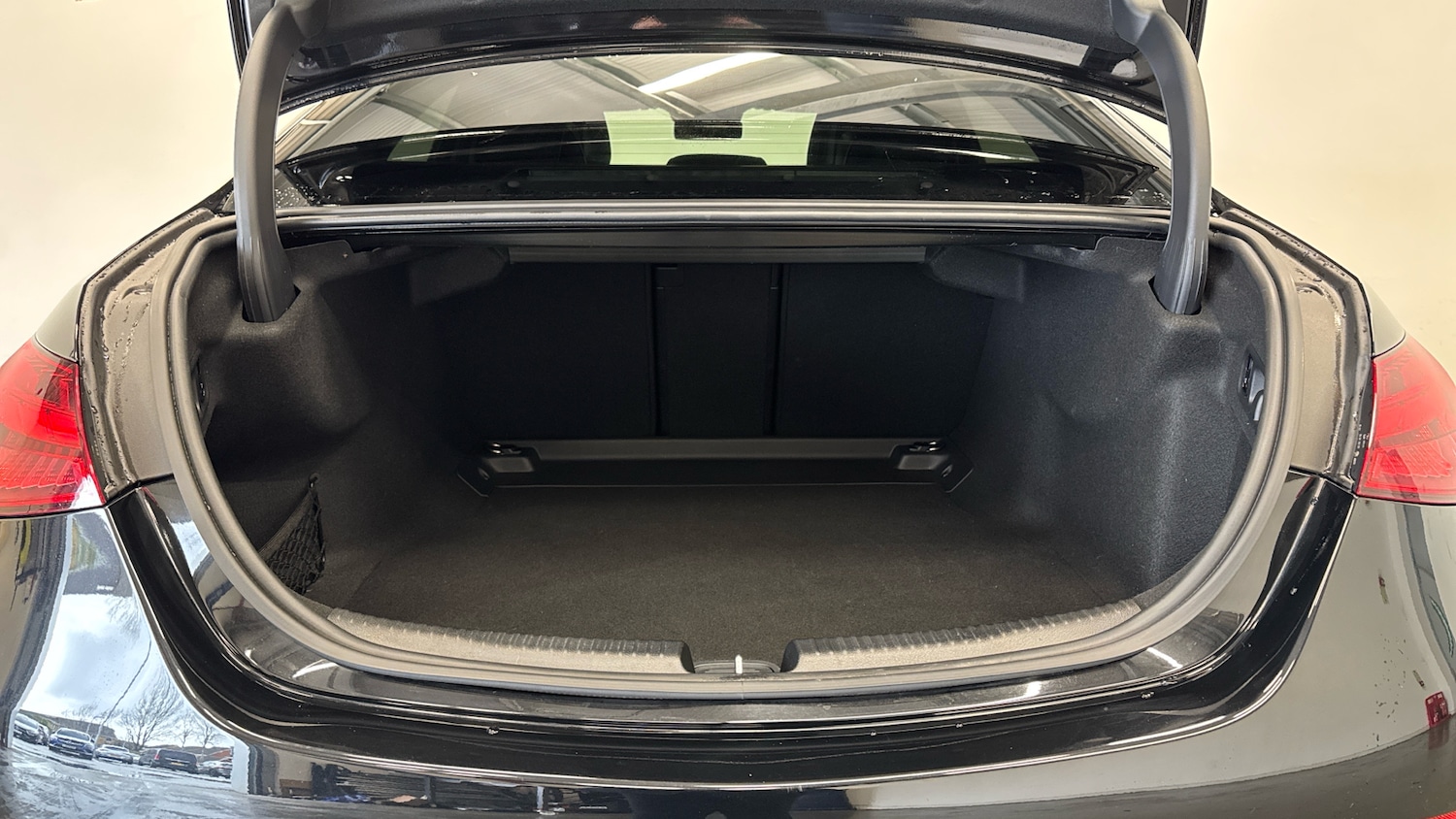 Used Mercedes-Benz C Class 2022 for sale - 77616582: Photo 4