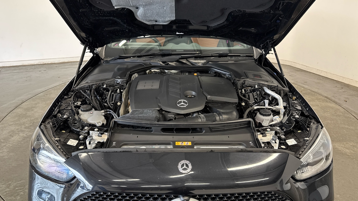 Used Mercedes-Benz C Class 2022 for sale - 77616582: Photo 8