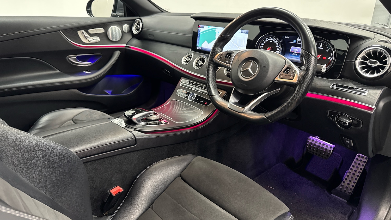 Used Mercedes-Benz E Class 2018 for sale - 76983871: Photo 11