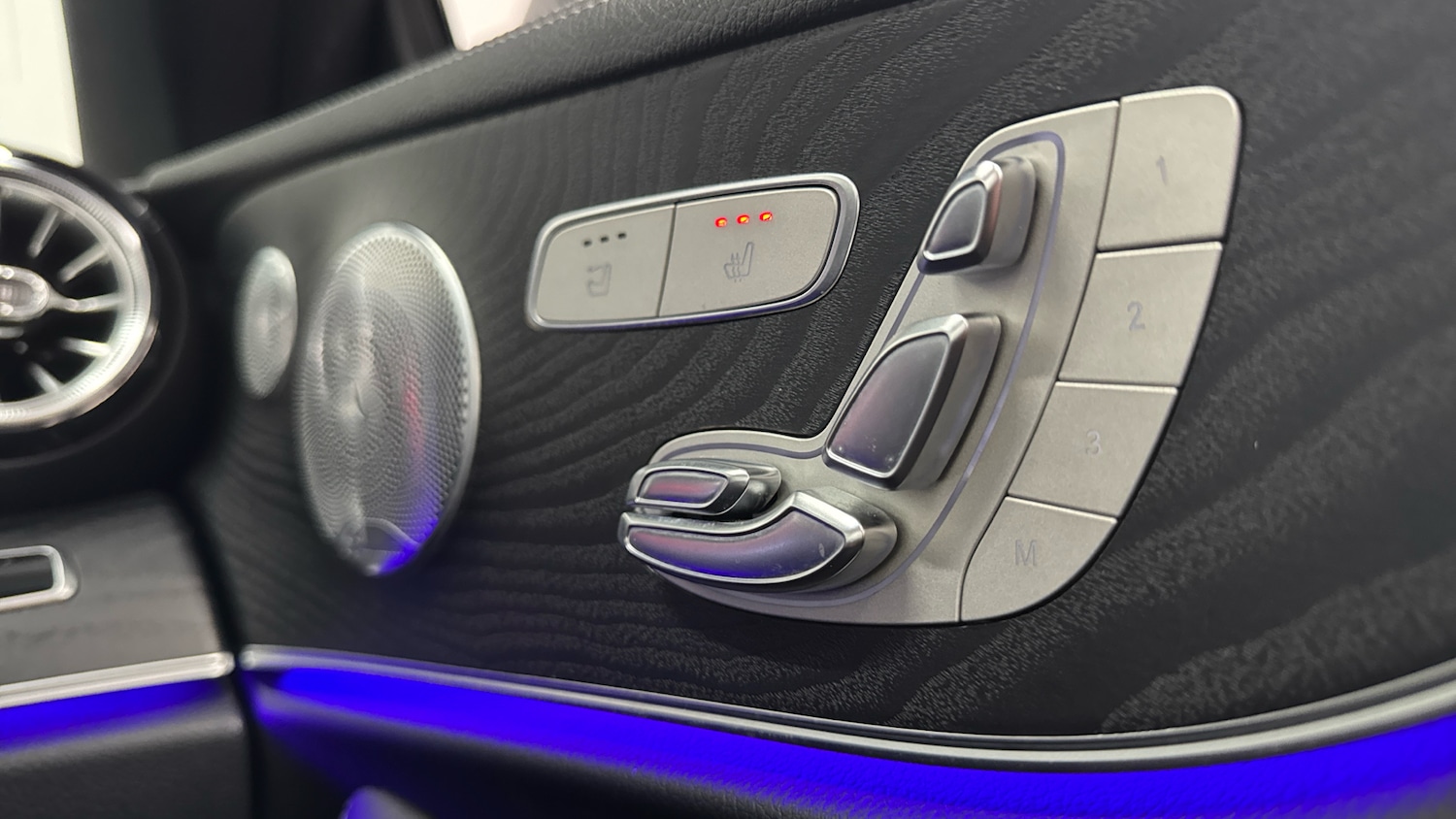 Used Mercedes-Benz E Class 2018 for sale - 76983871: Photo 22