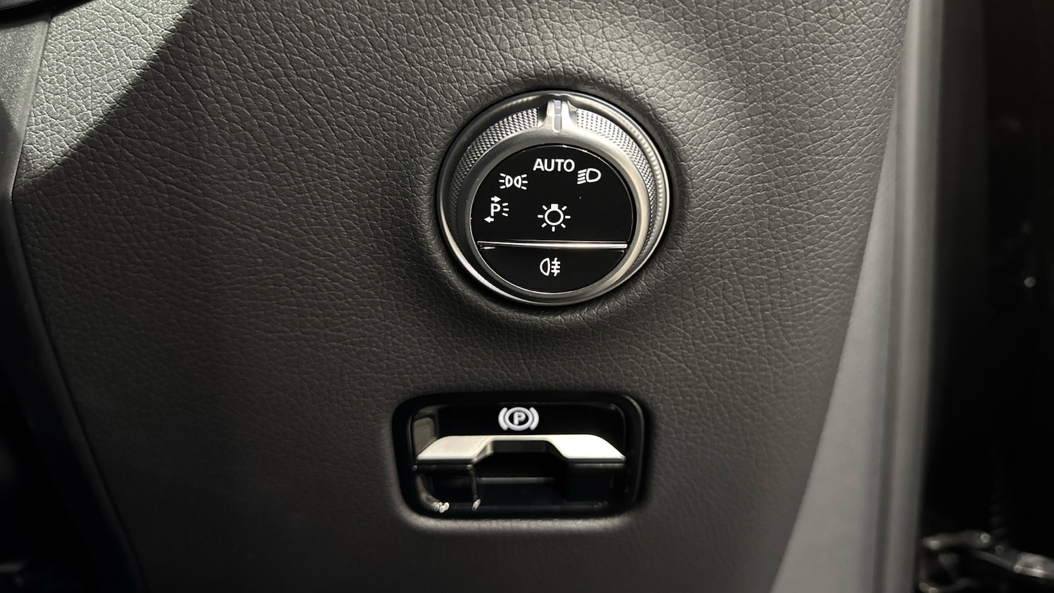 Used Mercedes-Benz GLC 2025 for sale - 77171084: Photo 28