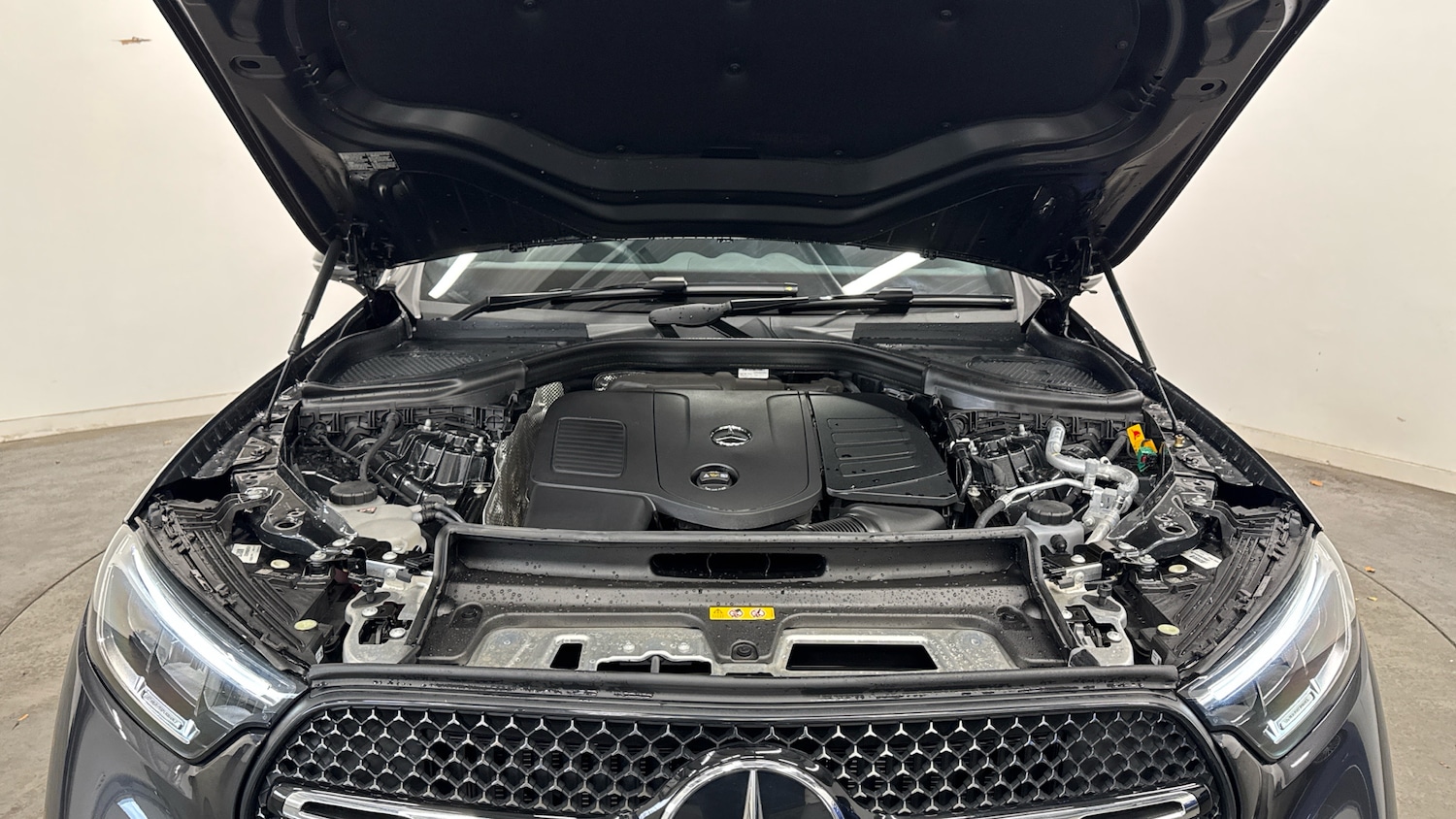 Used Mercedes-Benz GLC 2025 for sale - 77171084: Photo 8