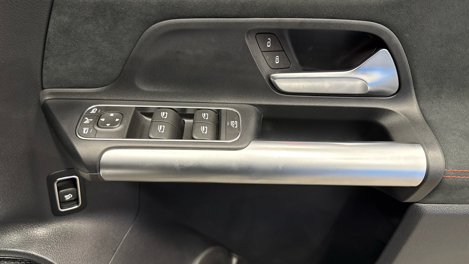 Used Mercedes-Benz EQA 2024 for sale - 77012242: Photo 25