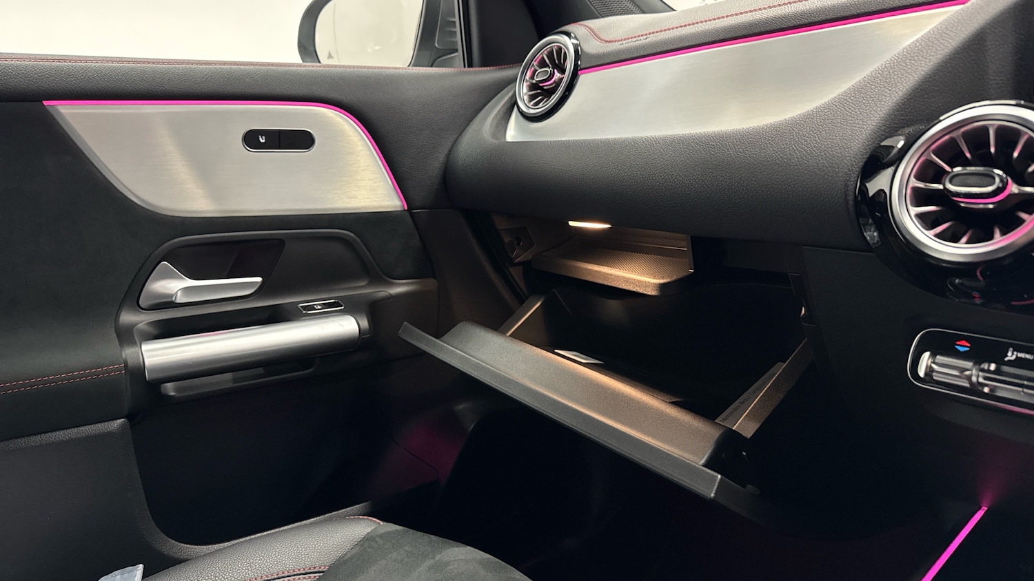 Used Mercedes-Benz EQA 2024 for sale - 77012242: Photo 35