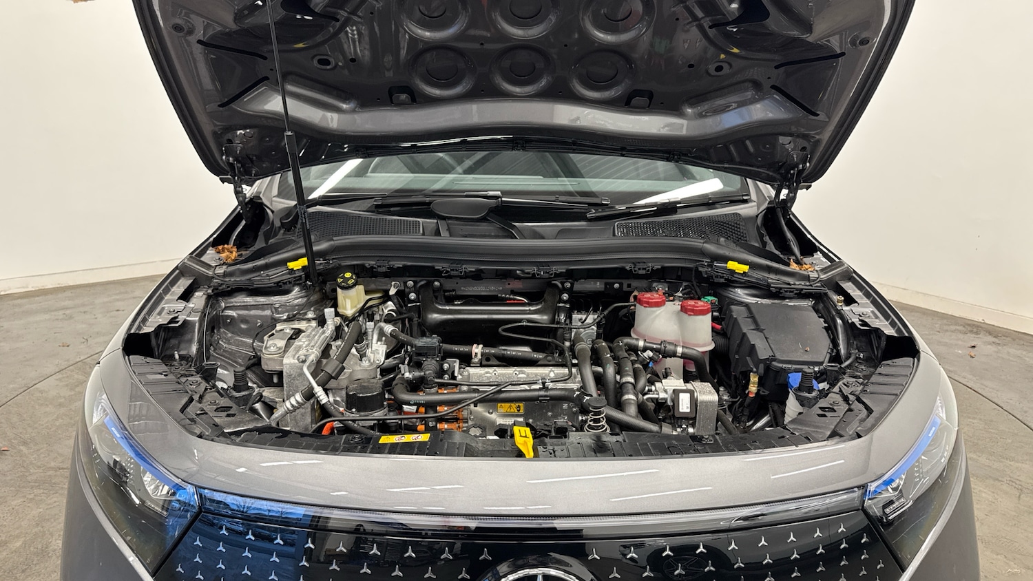 Used Mercedes-Benz EQA 2024 for sale - 77012242: Photo 8