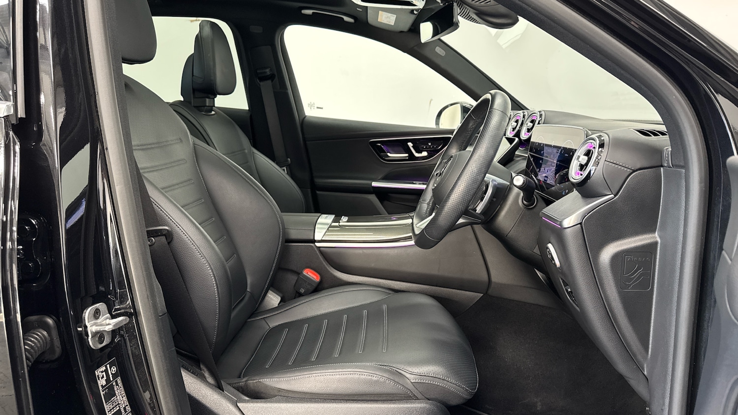 Used Mercedes-Benz GLC 2024 for sale - 76707676: Photo 25