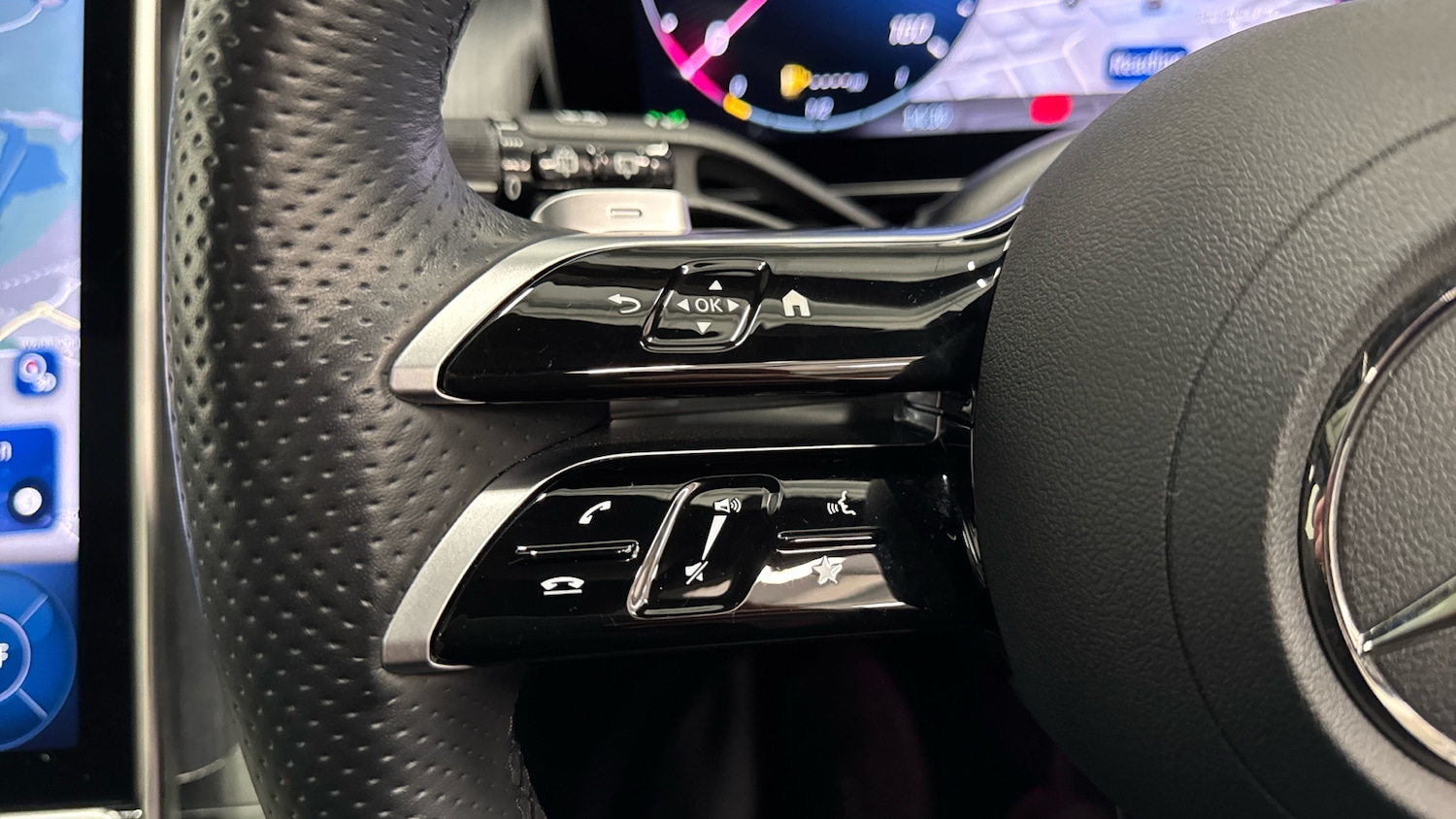 Used Mercedes-Benz GLC 2024 for sale - 76707676: Photo 28