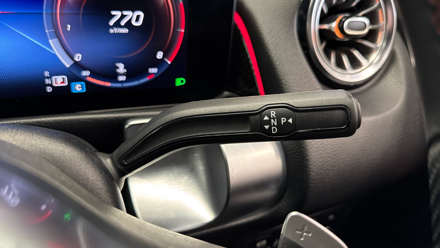 Used Mercedes-Benz GLB 2023 for sale - 78010947: Photo 13