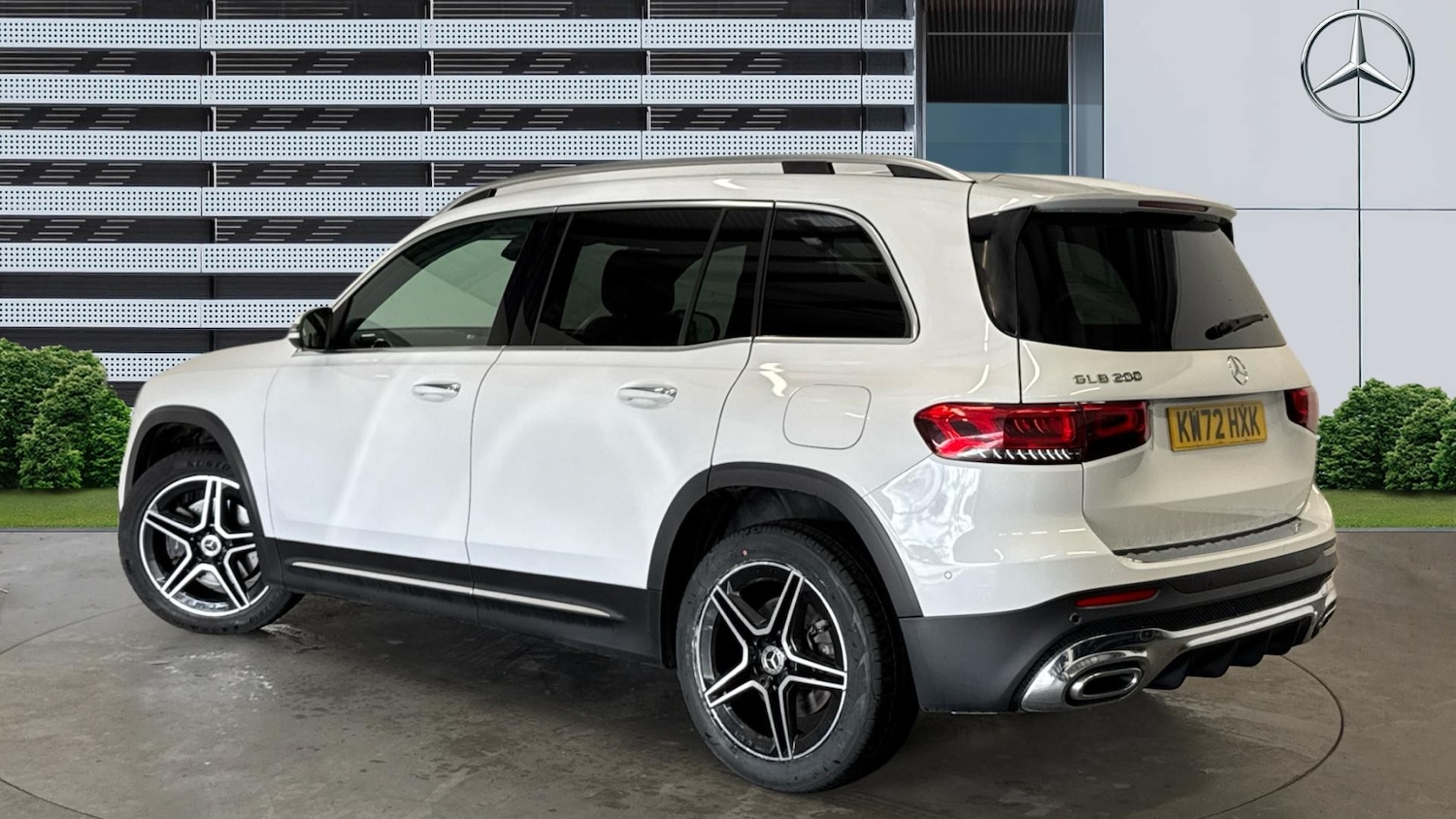 Used Mercedes-Benz GLB 2023 for sale - 78010947: Photo 2