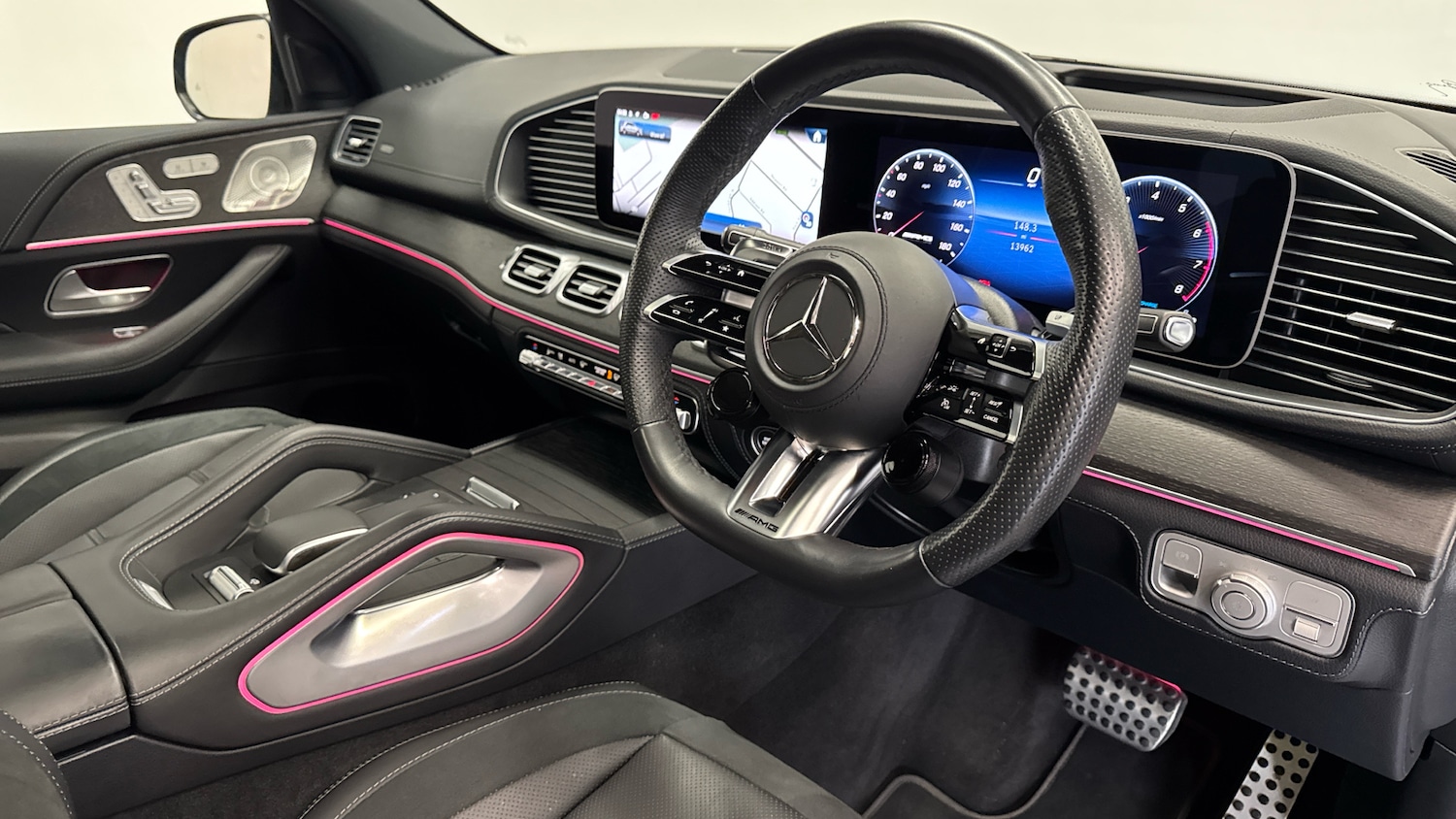 Used Mercedes-Benz GLE 2023 for sale - 76565330: Photo 11