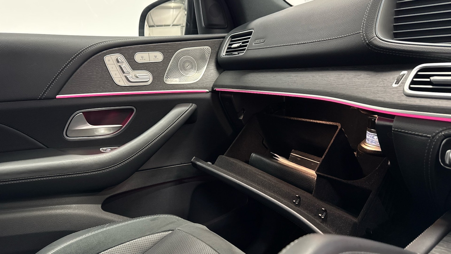 Used Mercedes-Benz GLE 2023 for sale - 76565330: Photo 37