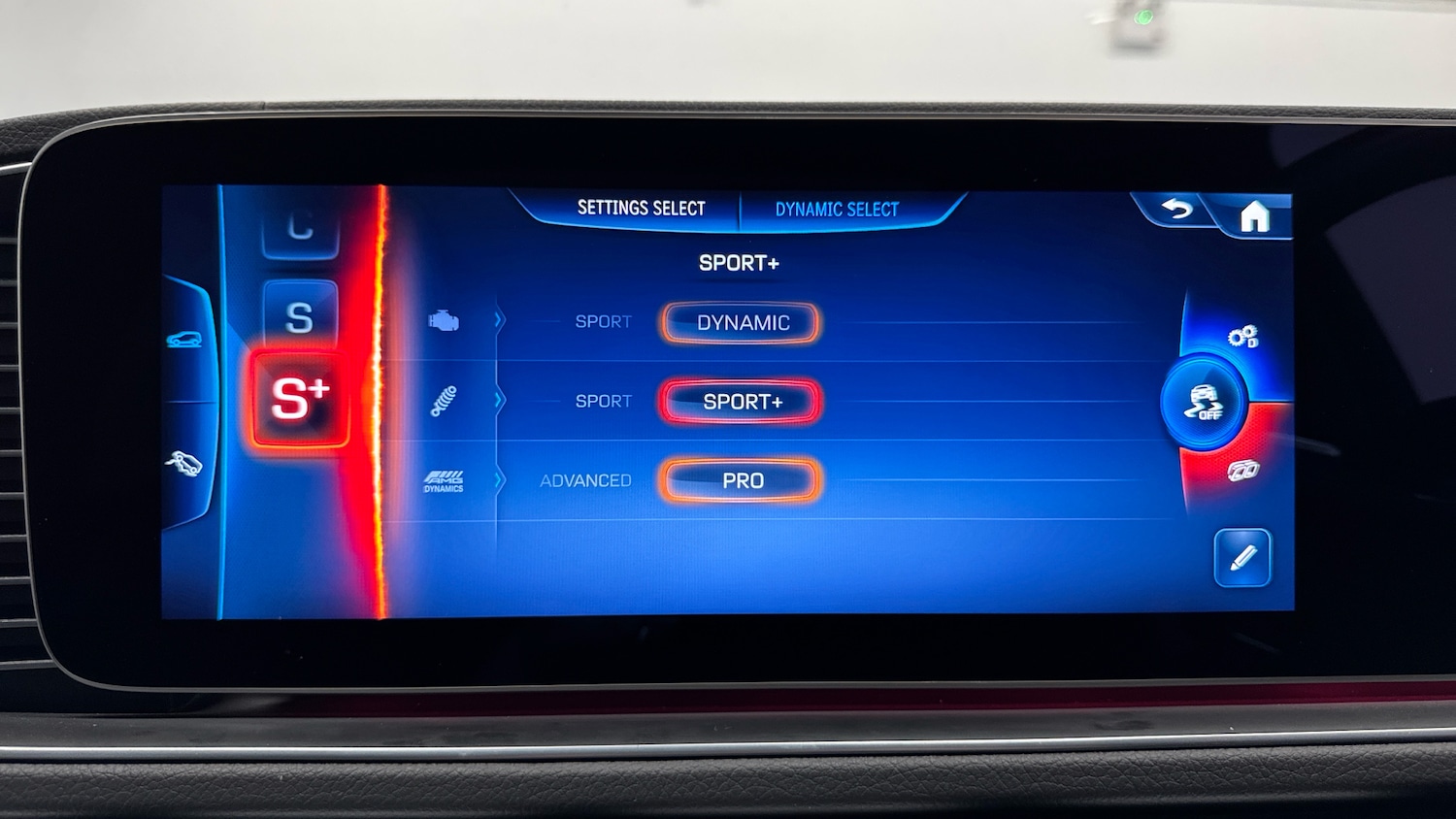 Used Mercedes-Benz GLE 2023 for sale - 76565330: Photo 40