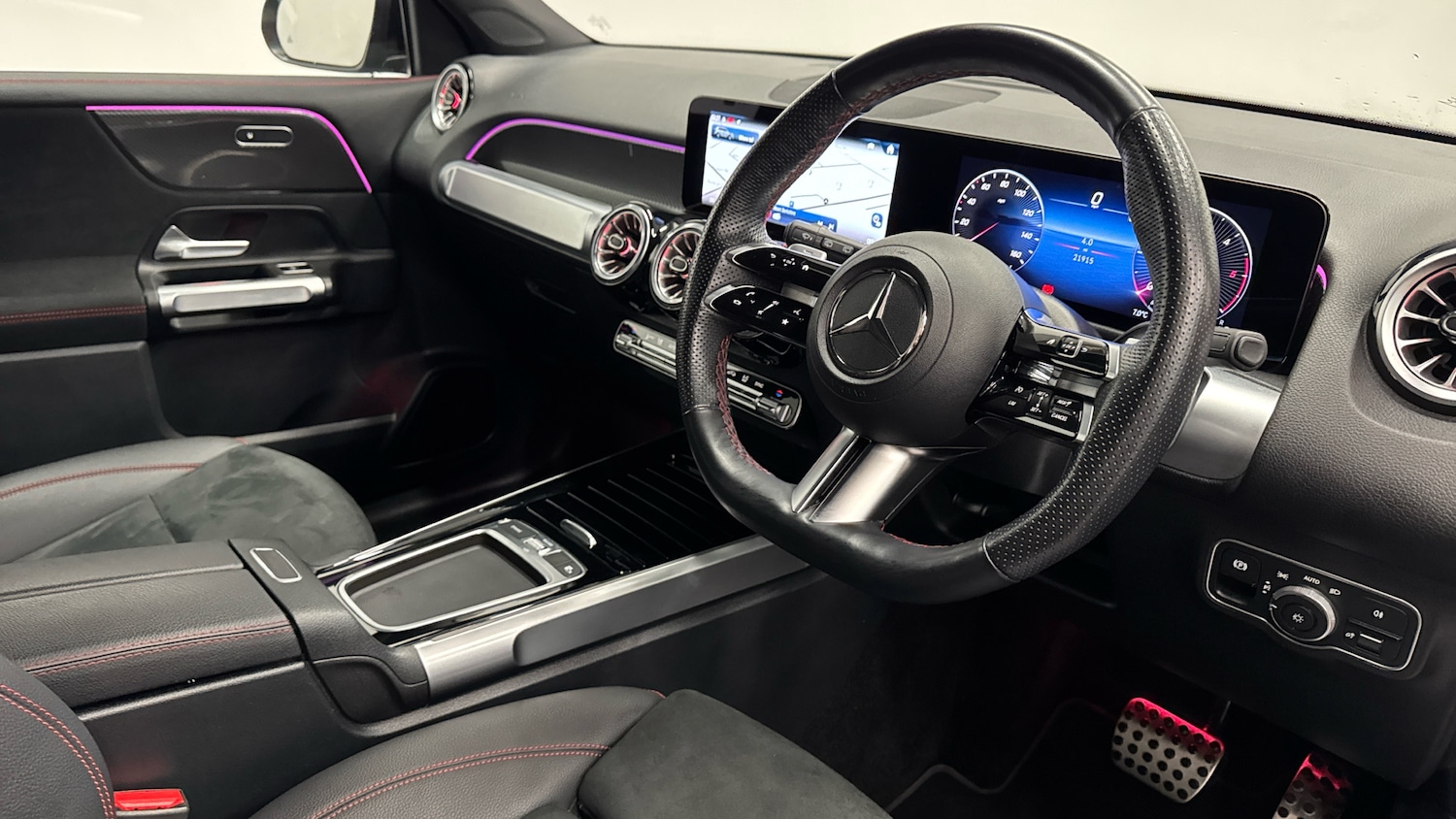 Used Mercedes-Benz GLB 2024 for sale - 77168461: Photo 11