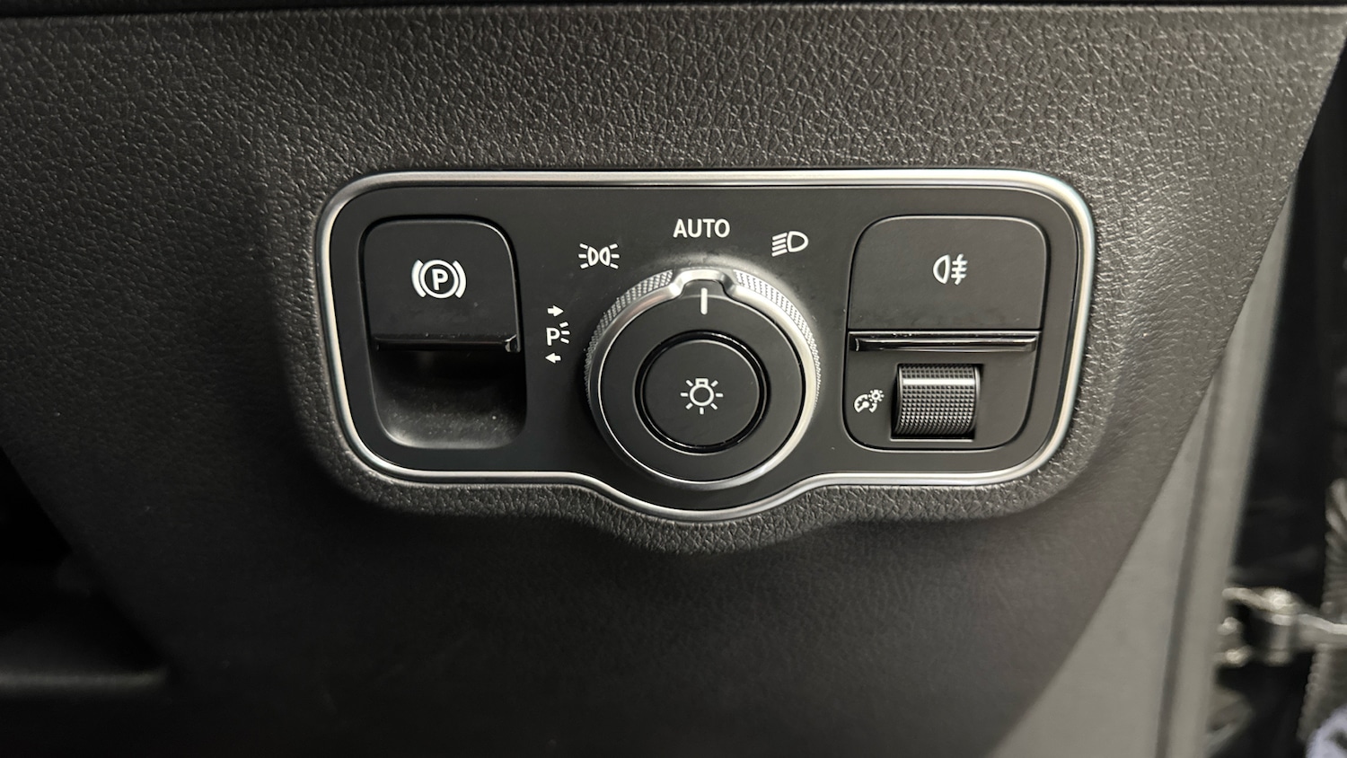 Used Mercedes-Benz GLB 2024 for sale - 77168461: Photo 29