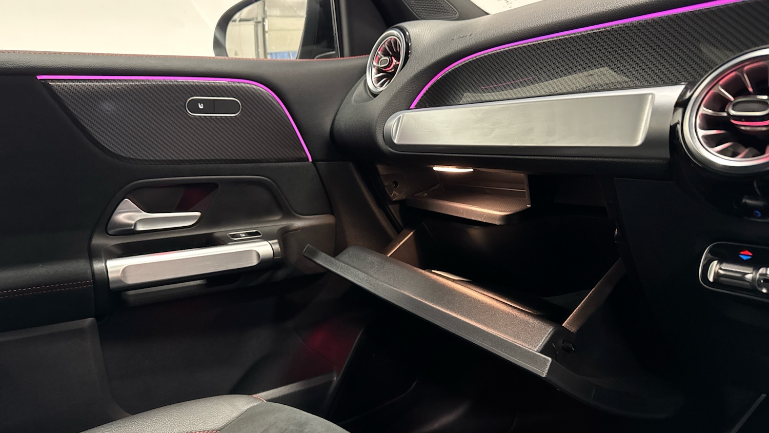 Used Mercedes-Benz GLB 2024 for sale - 77168461: Photo 37